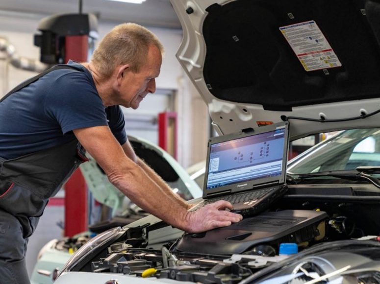 Hauptuntersuchung bei TOP Markenspezialist Autohaus Josef Fischer. Spezialist für Renault und Dacia
